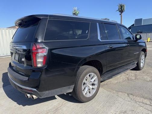 2024 Chevrolet Suburban Premier