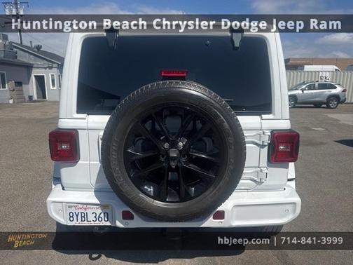 2021 Jeep Wrangler Unlimited Sahara Altitude