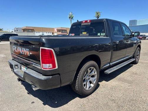 Brilliant Black Crystal Pearlcoat 2016 RAM 1500 Longhorn
