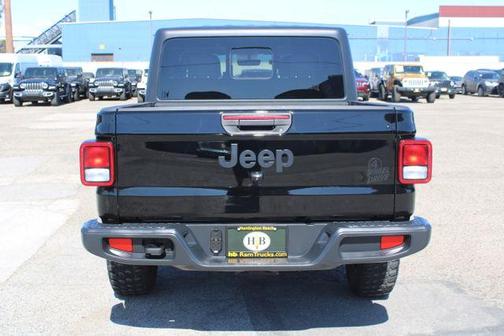 Black Clearcoat 2022 Jeep Gladiator Sport
