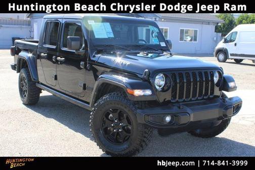 Black Clearcoat 2022 Jeep Gladiator Sport