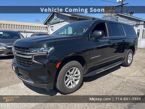 2023 Chevrolet Suburban LT