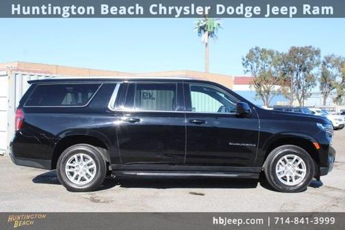2023 Chevrolet Suburban LT