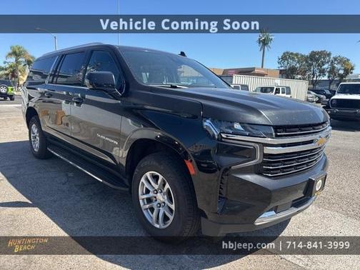 2023 Chevrolet Suburban LT