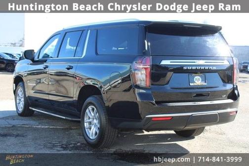 2023 Chevrolet Suburban LT