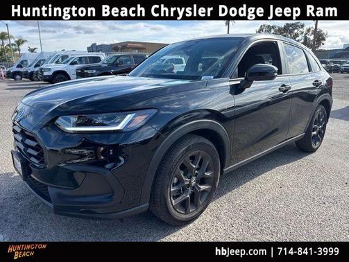 Crystal Black Pearl 2025 Honda HR-V Sport