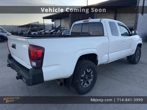 2020 Toyota Tacoma SR