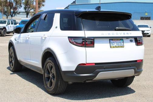 Fuji White 2022 Land Rover Discovery Sport S