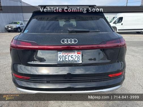 2019 Audi e-tron Premium Plus