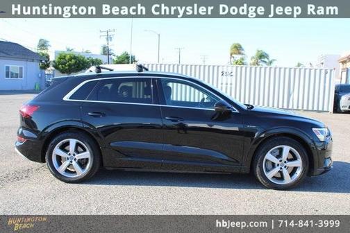 2019 Audi e-tron Premium Plus