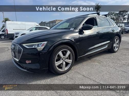 2019 Audi e-tron Premium Plus