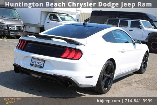 2022 Ford Mustang EcoBoost