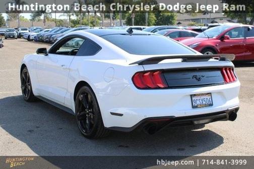 2022 Ford Mustang EcoBoost
