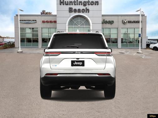 2025 Jeep Grand Cherokee 4xe Base