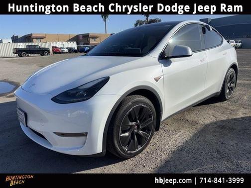 2024 Tesla Model Y Long Range
