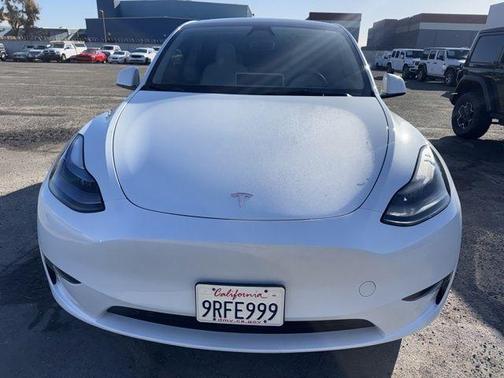 2024 Tesla Model Y Long Range