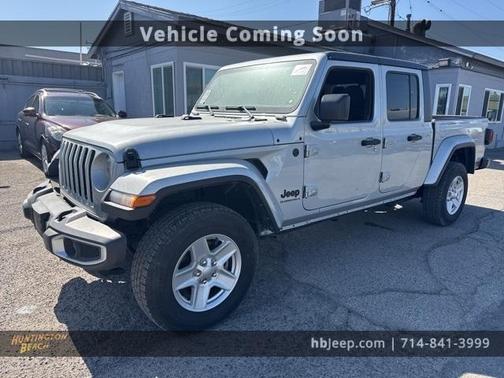 2023 Jeep Gladiator Sport