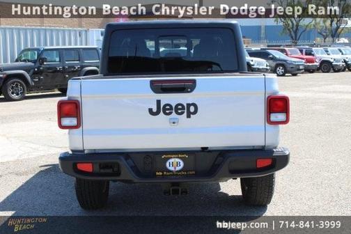 2023 Jeep Gladiator Sport
