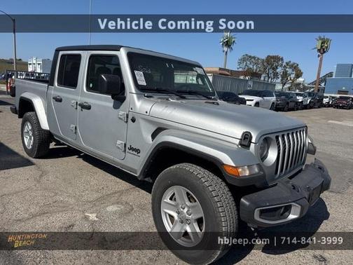 2023 Jeep Gladiator Sport