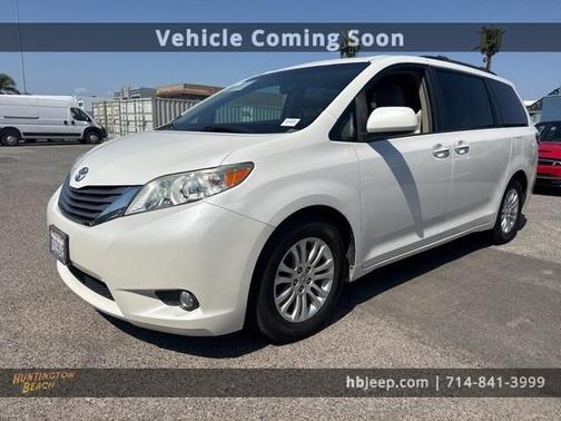2015 Toyota Sienna XLE