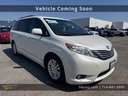 2015 Toyota Sienna XLE