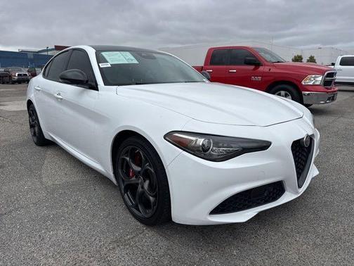 White 2019 Alfa Romeo Giulia Ti