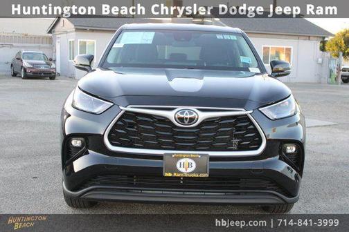 2023 Toyota Highlander LE