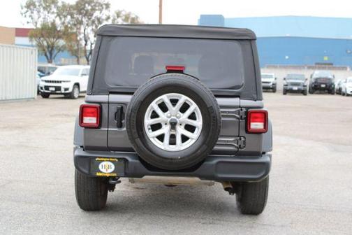 Granite Crystal Clearcoat Metallic 2023 Jeep Wrangler Sport