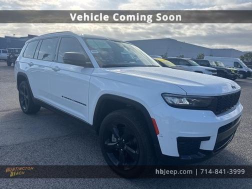 2023 Jeep Grand Cherokee L Laredo