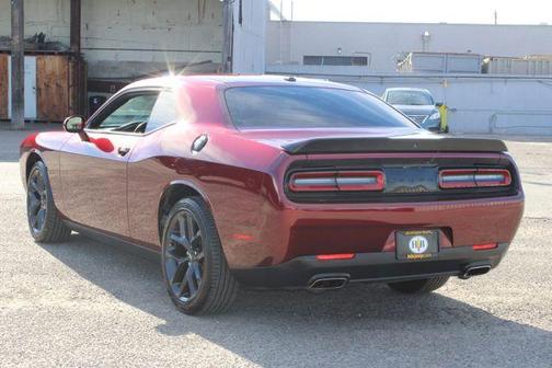 2020 Dodge Challenger SXT