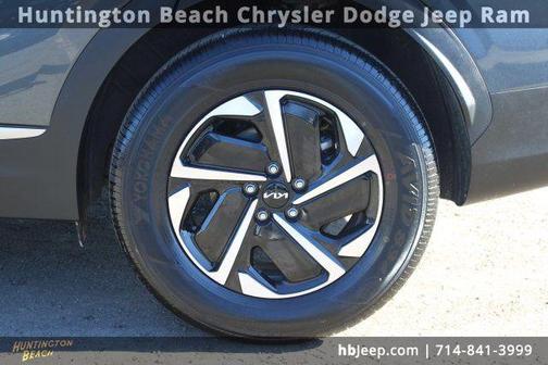 2023 Kia Sportage Hybrid LX