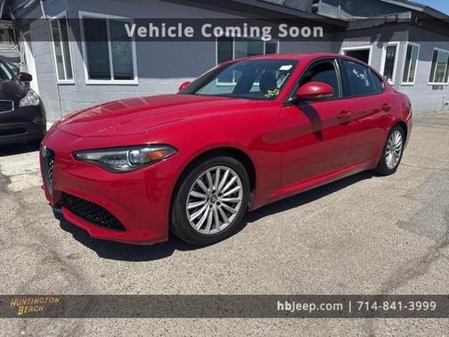 2022 Alfa Romeo Giulia Base