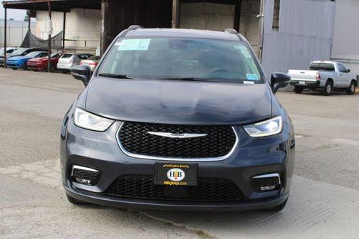 2021 Chrysler Pacifica Touring