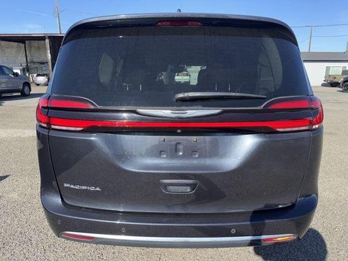 2021 Chrysler Pacifica Touring