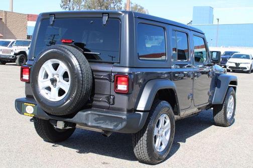 Granite Crystal Clearcoat Metallic 2022 Jeep Wrangler Unlimited Sport