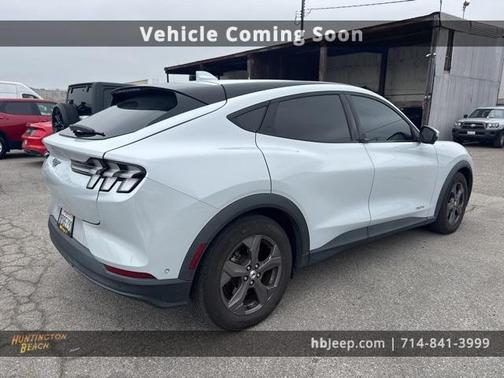 2022 Ford Mustang Mach-E Select