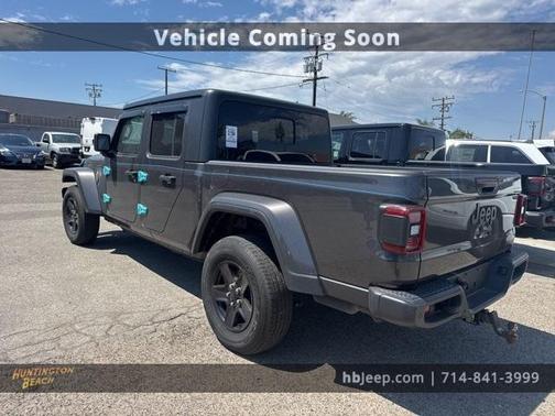 2021 Jeep Gladiator Sport
