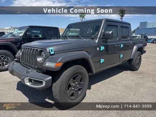 2021 Jeep Gladiator Sport