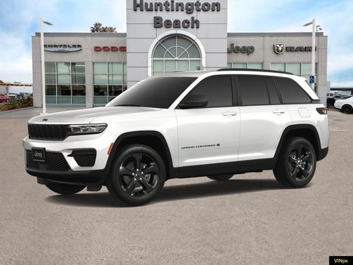 2025 Jeep Grand Cherokee Laredo