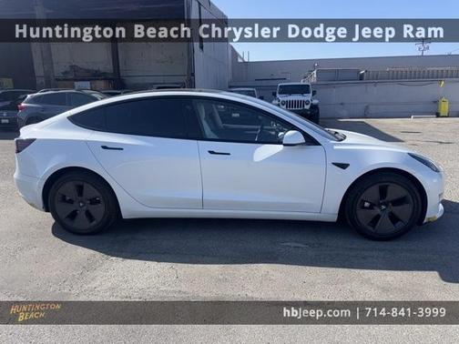 2022 Tesla Model 3 Base