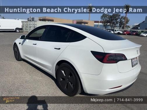 2022 Tesla Model 3 Base