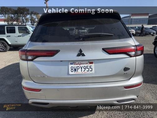 2022 Mitsubishi Outlander SE