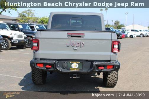 Sting Gray Clearcoat 2021 Jeep Gladiator Rubicon