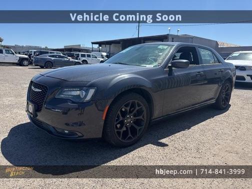 2019 Chrysler 300 S