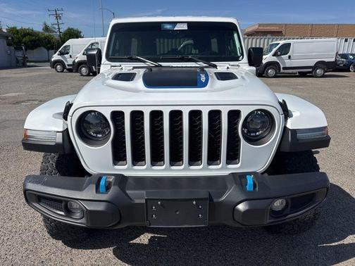 Bright White Clearcoat 2023 Jeep Wrangler 4xe Rubicon