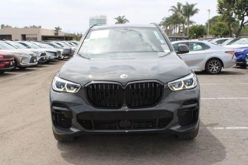 Gray Metallic 2022 BMW X5 M50i