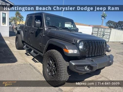 2022 Jeep Gladiator Sport