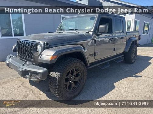 2022 Jeep Gladiator Sport