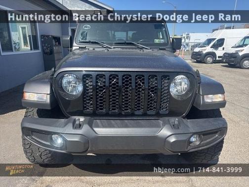 2022 Jeep Gladiator Sport