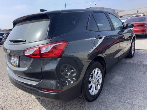 2021 Chevrolet Equinox LS